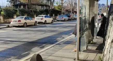 İstanbul'da dehşet veren olay: Bir aylık bebeği otobüs durağına terk ettiler!