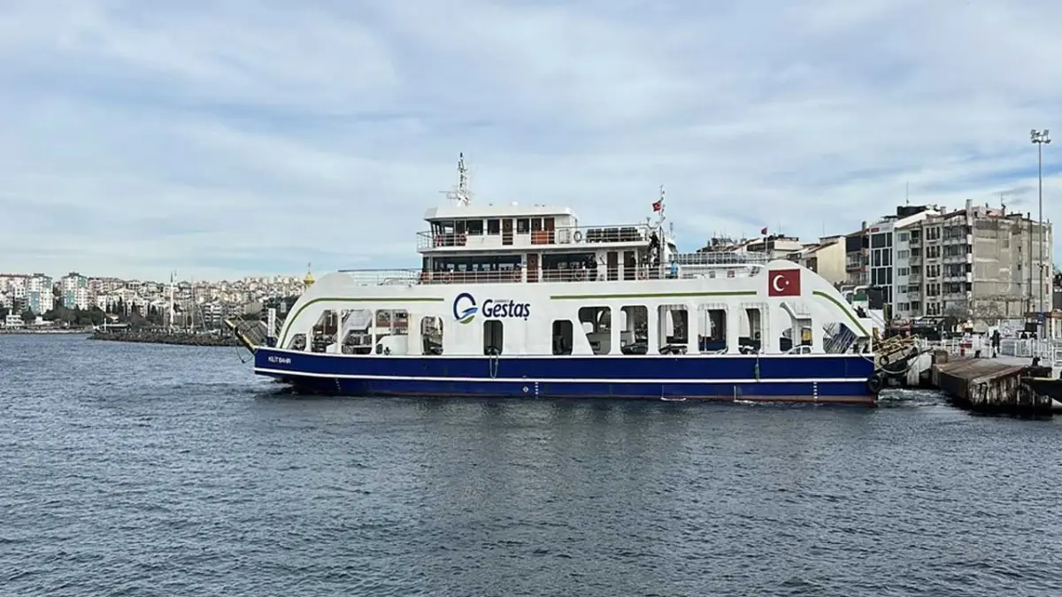 Kuzey Ege’de fırtına alarmı: Bozcaada ve Gökçeada’ya feribot seferleri yapılamayacak haberinin görseli