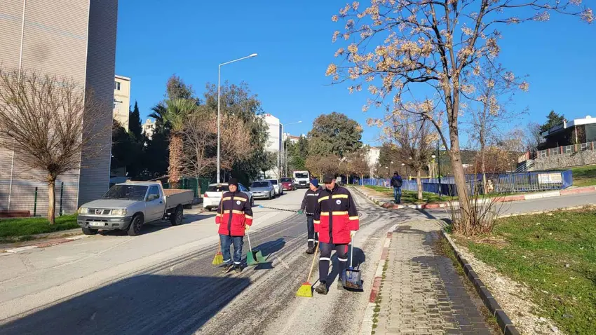 Menderes, 2026’ya tertemiz başladı