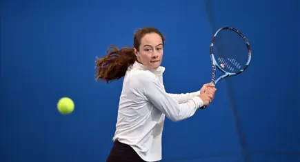 Zeynep Sönmez Brisbane’de dolu dizgin: Elemelerde final turuna yükseldi!