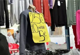 Bulgaristan’ın avroya geçişi Edirne’de tabelalara yansıdı