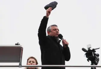 CHP lideri Özel’den Venezuela tepkisi: Trump’tan korkumuz yoktur