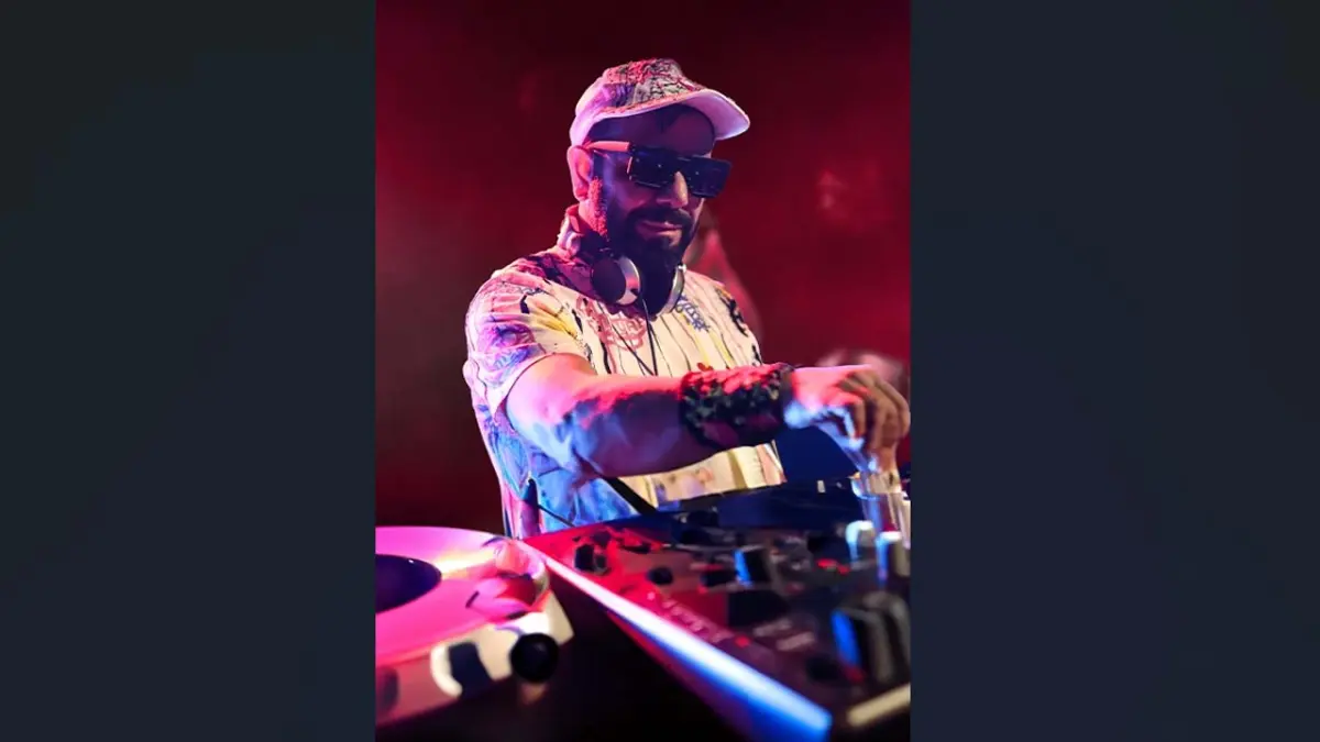 DJ Hakan Küfündür ile 90’lar ve 2000’ler Türkçe Pop Gecesi haberinin görseli