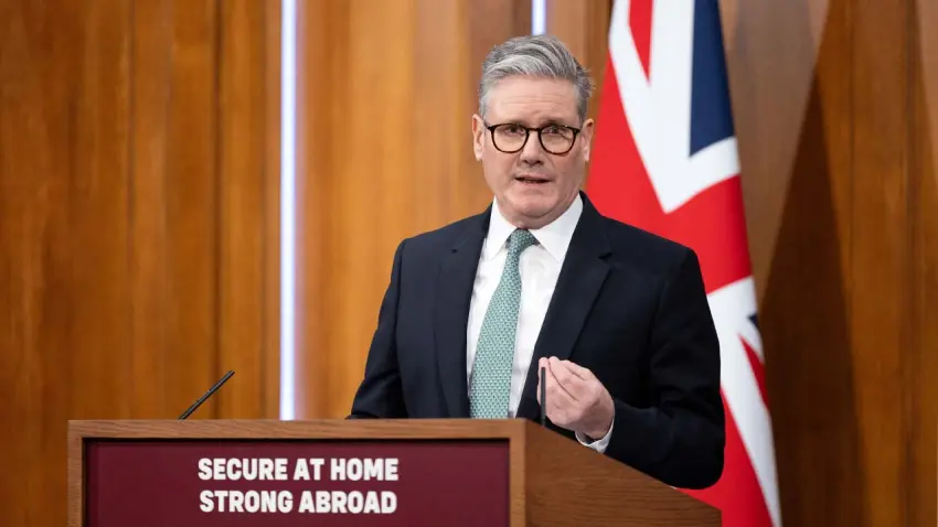 İngiltere Başbakanı Starmer açıkladı: Trump’ın Venezuela harekatına İngiltere dahil oldu mu? haberinin görseli