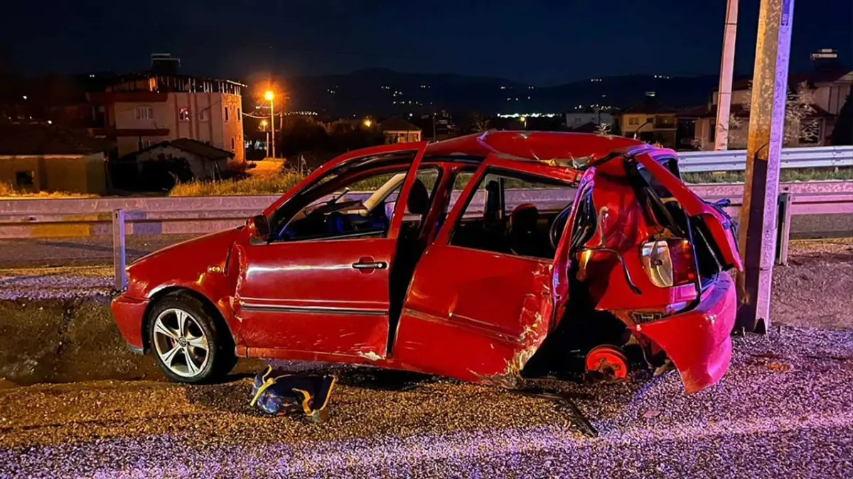 Manisa’da trafik kazası: Baba ve 5 yaşındaki çocuk hayatını kaybetti haberinin görseli