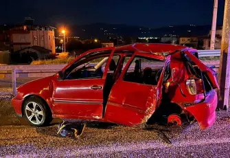 Manisa’da trafik kazası: Anne ve 5 yaşındaki çocuk hayatını kaybetti