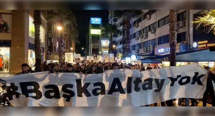 Altay taraftarlarından “Kurtuluş Yürüyüşü”