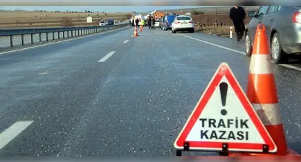 Bayraklı’da devrilen motosikletin sürücüsü hayatını kaybetti