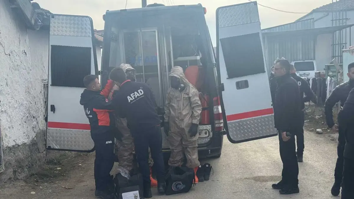 Böcek ilacı faciası:7 kişi zehirlendi haberinin görseli