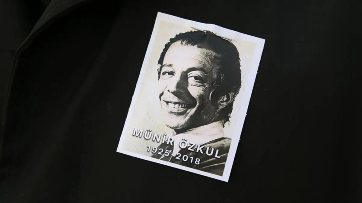 Devlet Sanatçısı Münir Özkul vefatının 8. yılında anılıyor haberinin görseli