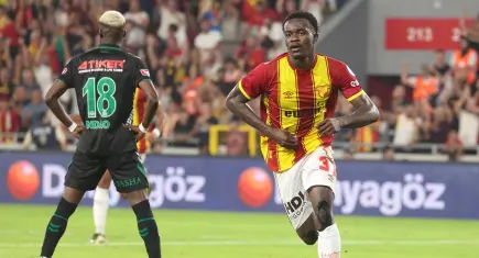 İzmir futbolunda hareketli günler yaşanıyor