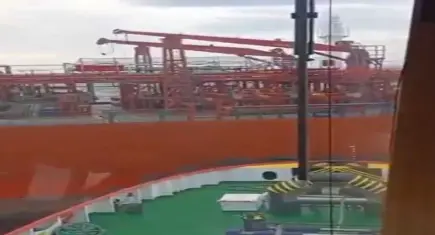 Marmara Denizi'nde sürüklenen LPG gemisi kurtarıldı