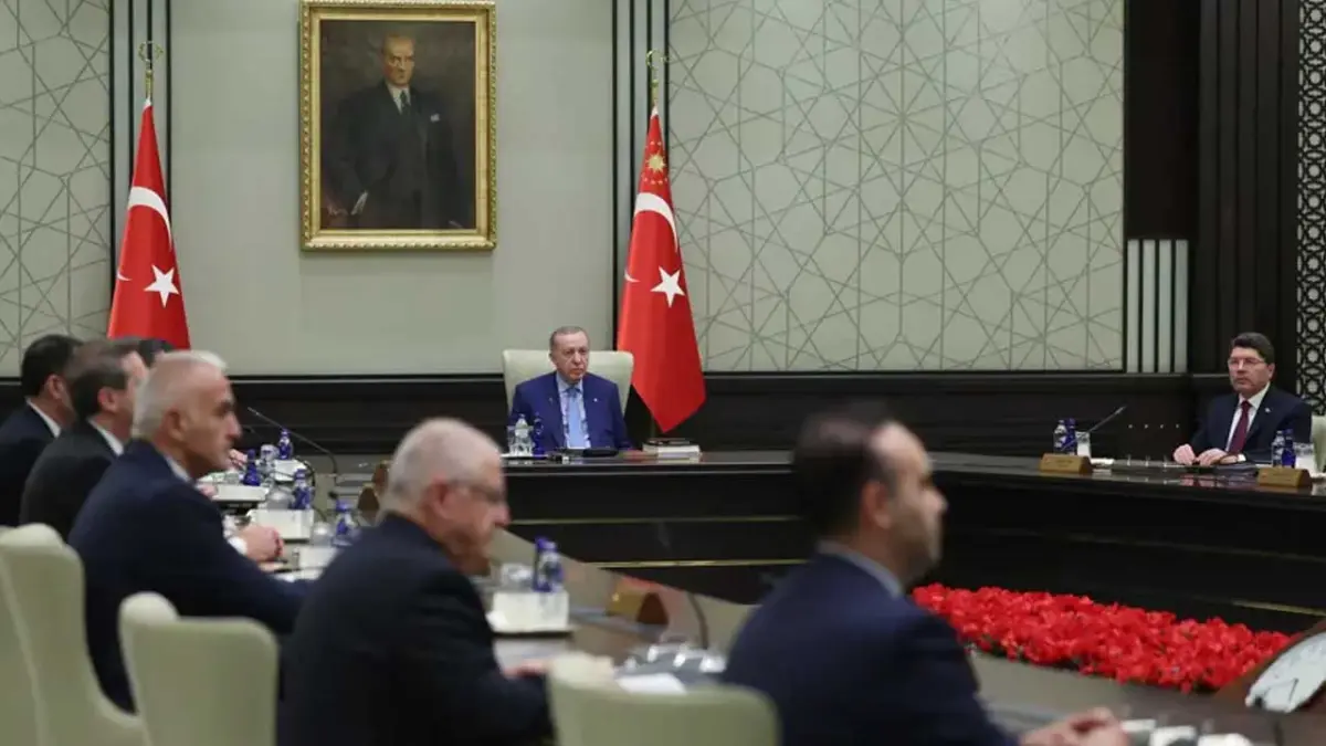 Yılın ilk kabine toplantısı yarın haberinin görseli