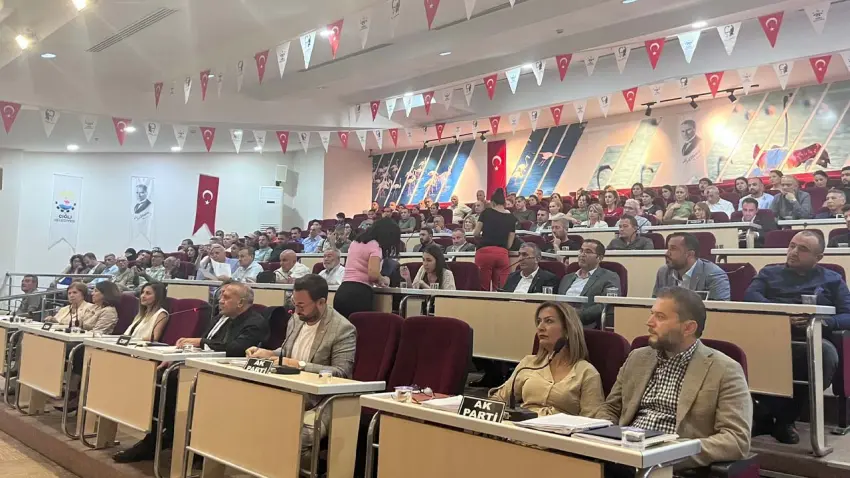 AK Parti’den Harmandalı önergesi: Millet Bahçesi olsun