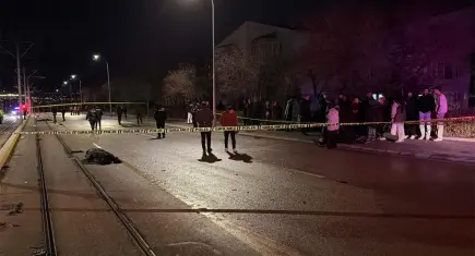 Eskişehir’de kaza: Tramvay yolundaki yarış katliamla bitti! 3 ölü