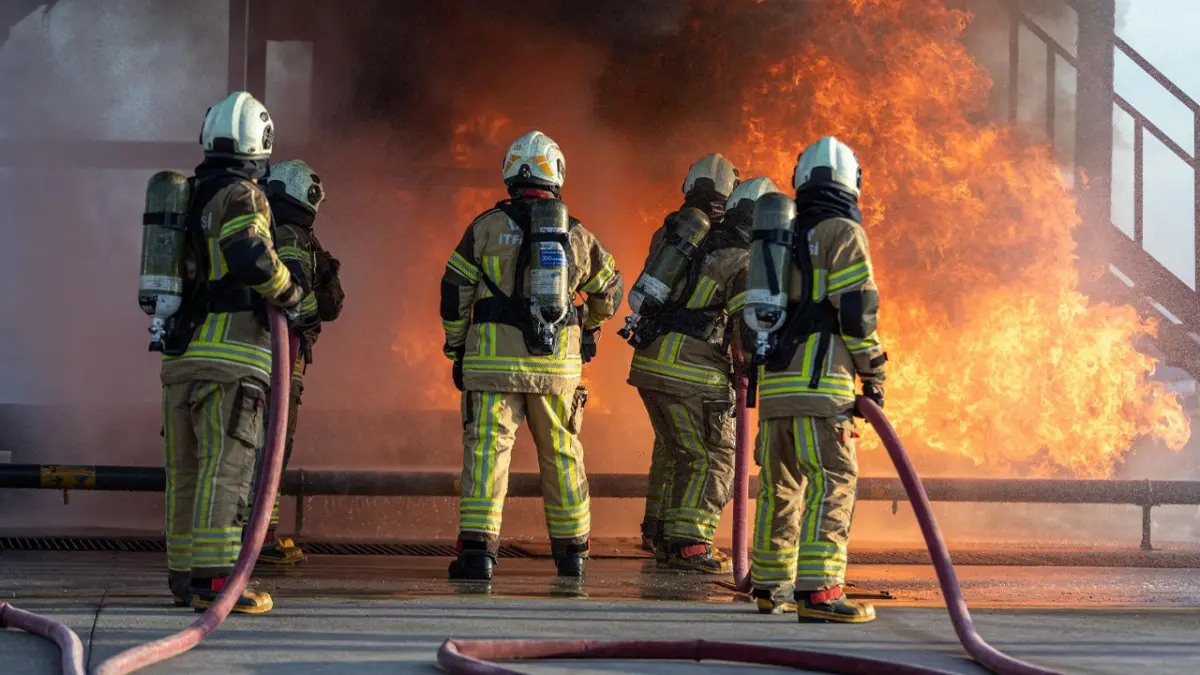 İzmir İtfaiyesi’nden kış uyarısı: Baca ve soba tehlikelerine dikkat haberinin görseli