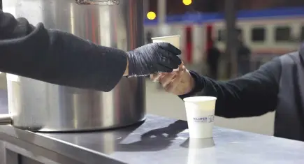 Konak’ta kış sabahlarına sıcak başlangıç