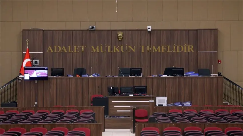 Kurdukları düzenekle 40 bin dolarlık kol saatini çaldılar: 3 sanık hakkında 7 yıla kadar hapi istemi