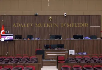 Kurdukları düzenekle 40 bin dolarlık kol saatini çaldılar: 3 sanık hakkında 7 yıla kadar hapi istemi