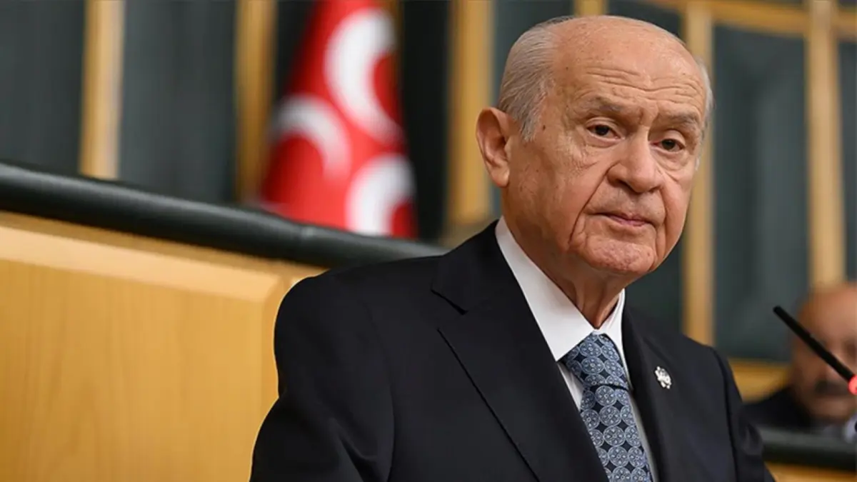 Bahçeli: Maduro'yu suçlayan Trump, Netanyahu'nun sırtını sıvazlıyor haberinin görseli
