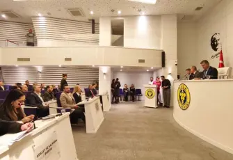 Buca Meclisi’nde "Phuket" tansiyonu