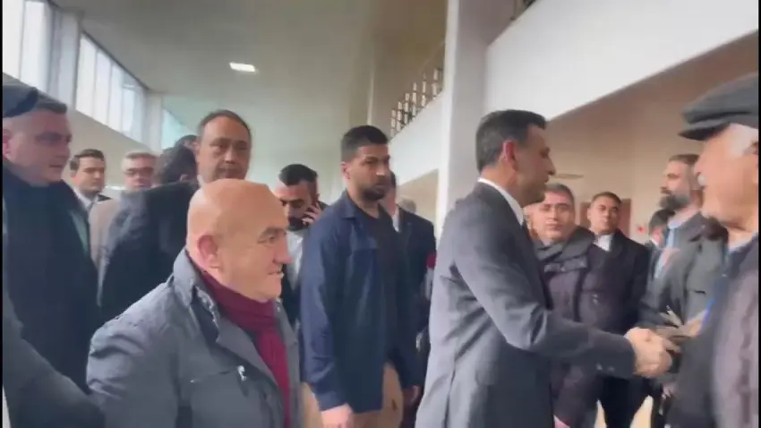 CHP'nin İstanbul İl Başkanlığı seçimlerinde usulsüzlük iddiası: 10 sanık hakim karşısında