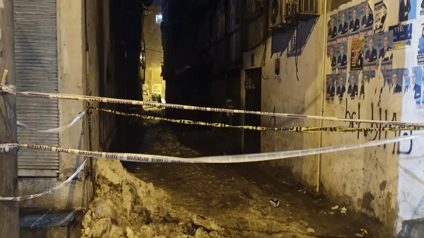 Diyarbakır’da korkutan çatlak: 2 apartman acilen tahliye edildi! haberinin görseli