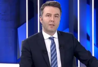 Mehmet Akif Ersoy kendisini yasaklı maddeye başlatan ismi açıkladı