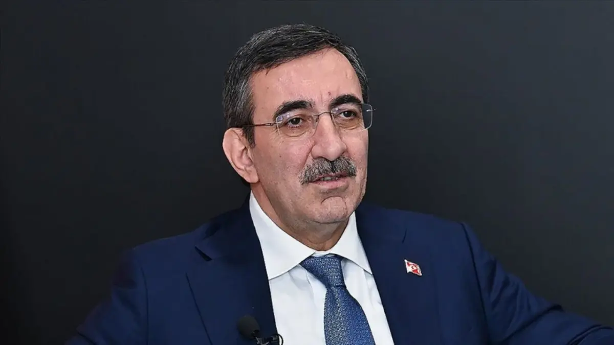 Cevdet Yılmaz açıkladı: En düşük emekli aylığına düzenleme olacak mı? haberinin görseli