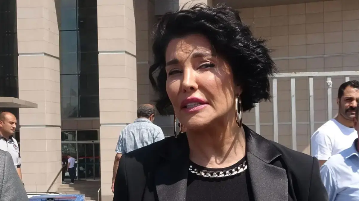 Deniz Akkaya 3 gün hapse giriyor haberinin görseli