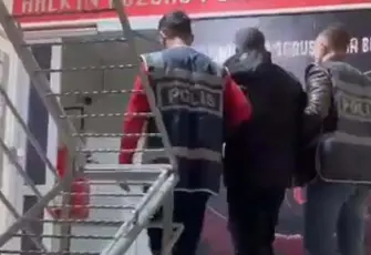 İzmir’de kılık değiştirerek kaçan firari hükümlü hurda araçta yakalandı