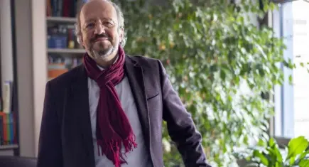 Behiç Ak’tan İstanbul’a duyarlı bir kent masalı