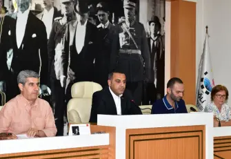 Çamlıkent Yapı Kooperatifi sözleşmesi Çiğli Meclisi’nde tansiyonu yükseltti