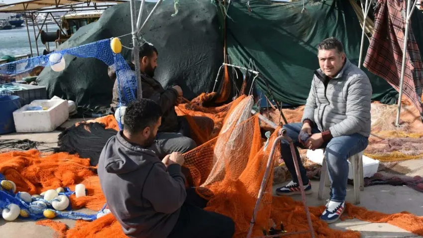 Egeli balıkçılar fırtınanın dinmesini bekliyor