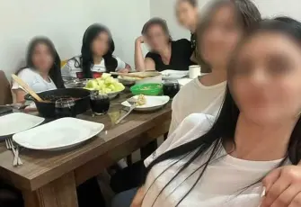 Ders saatinde öğrencileri evinde çalıştırdığı iddia edilen öğretmen hakkında insan ticareti soruşturması