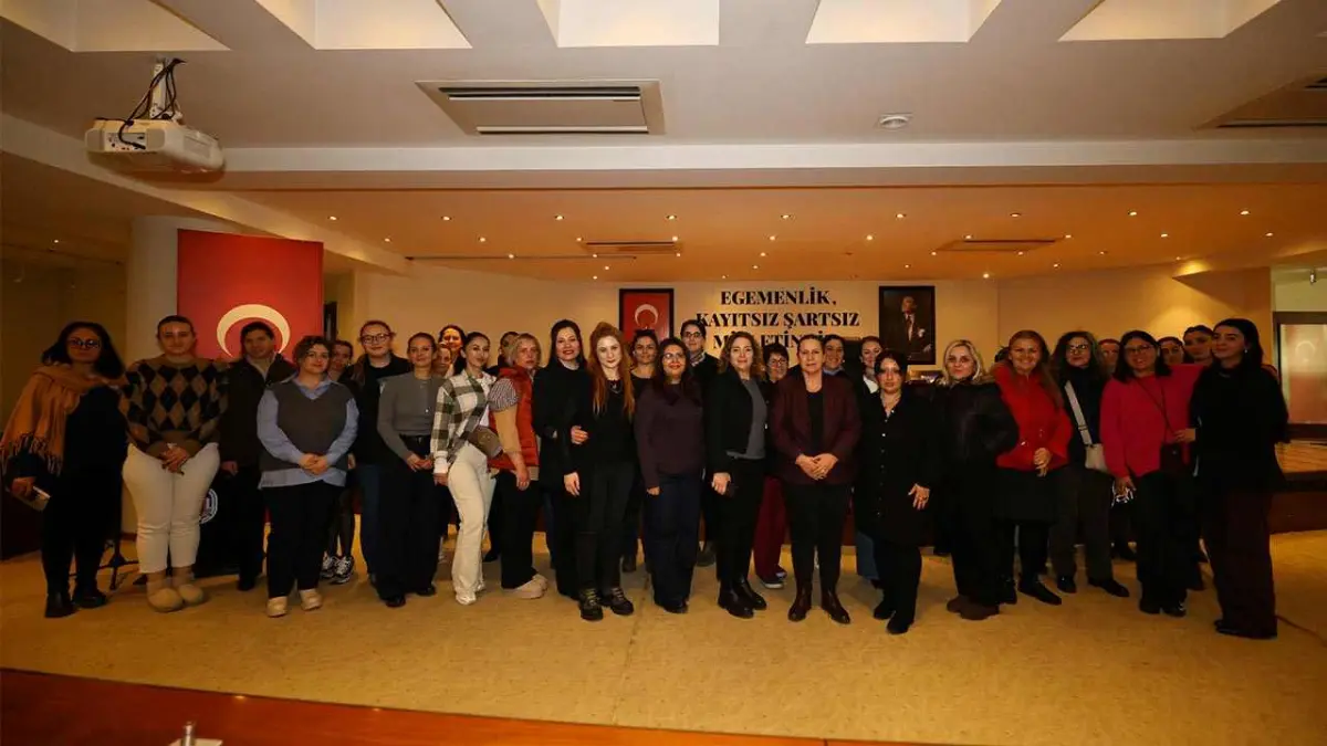 Efes Selçuk’ta kadınlara rahim ağzı kanseri eğitimi haberinin görseli