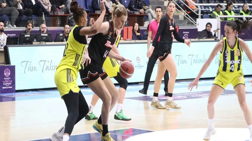 Fenerbahçe Opet, Türkiye Kupası’nda finalde haberinin görseli