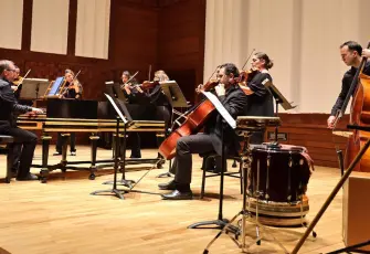 İzmir Oda Orkestrası, 2026’ya Barok müziğin büyüsüyle “Merhaba” dedi