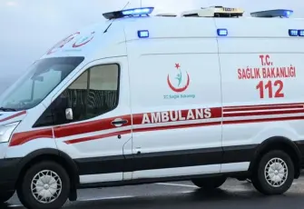 Yolcu otobüsü ile otomobil çarpıştı: Yaralılar var