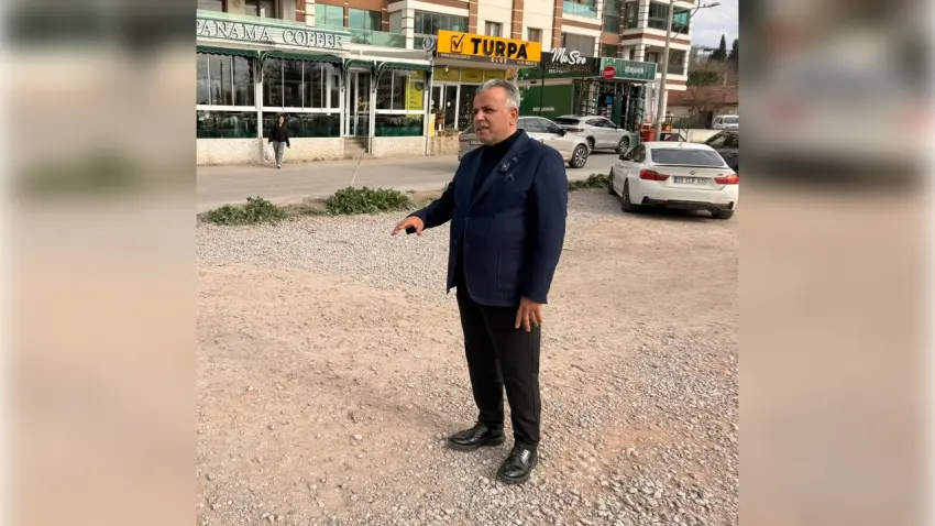 AK Parti Çiğli İlçe Başkanı Özdemir’den sert çıkış: İZBAN durağı neden hala açılmadı?