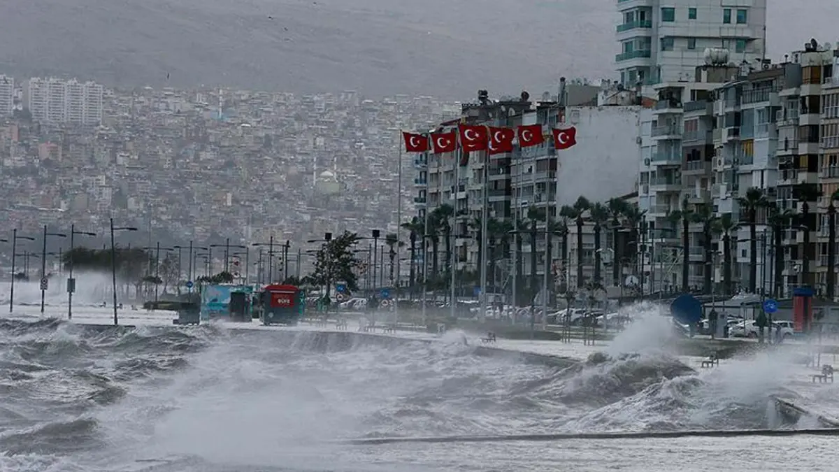 Meteoroloji uyardı: Fırtına yurdun batısından başlayacak haberinin görseli