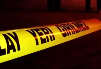 Boşanma aşamasındaki eşini tabancayla vurup, polise teslim oldu