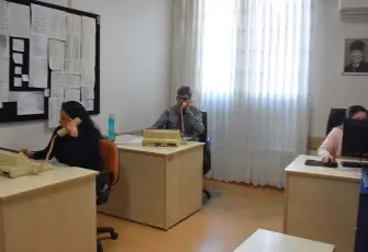 Engelleri aşan iki santral memuru