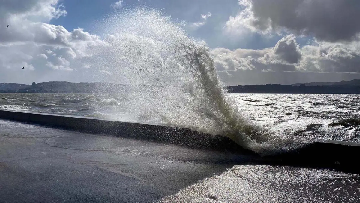 Güney Ege için fırtına alarmı haberinin görseli