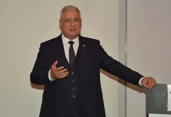 İZEKO’da 26 yıllık Başkan Güleroğlu sandıktan güçlenerek çıktı