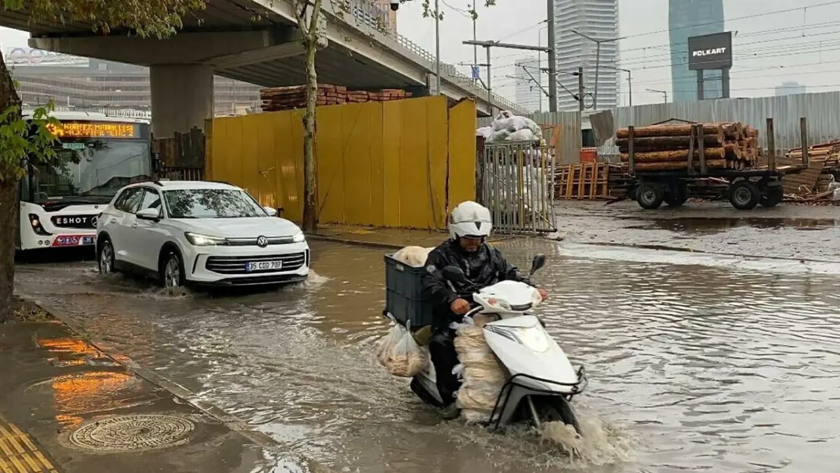 Meteoroloji Uzmanı Şen’den İzmir’e su baskını uyarısı haberinin görseli