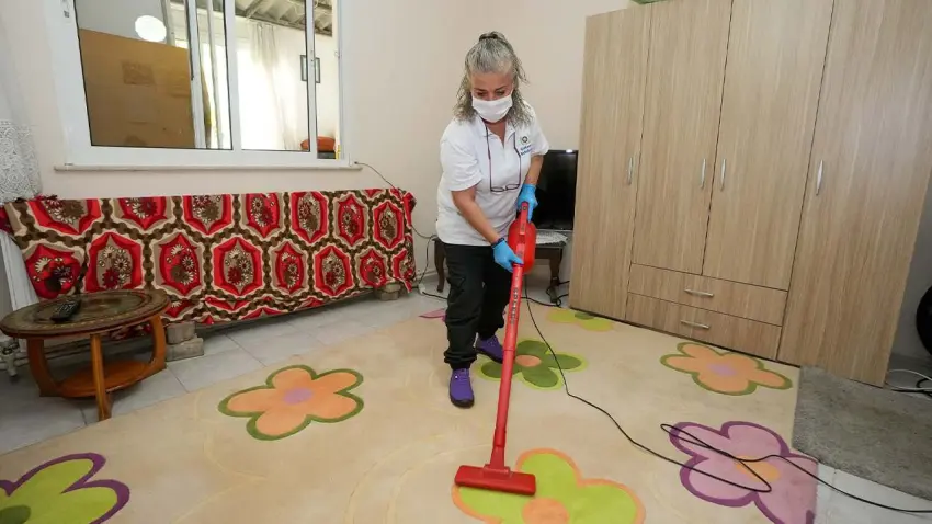 Gaziemir Belediyesi ev temizliği hizmeti sunuyor
