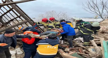 Kütahya’da tadilat faciası: Kerpiç ev çöktü