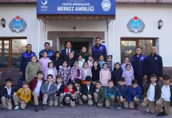 Aliağa Belediyesi Zabıta Müdürlüğü minik öğrencileri konuk etti