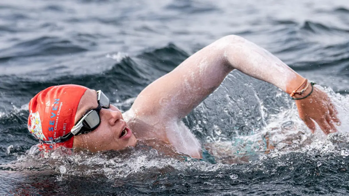 Bengisu Avcı, buzda kulaç atacak haberinin görseli